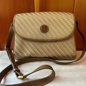 Gucci Vintage Crossbody Bag - Tan